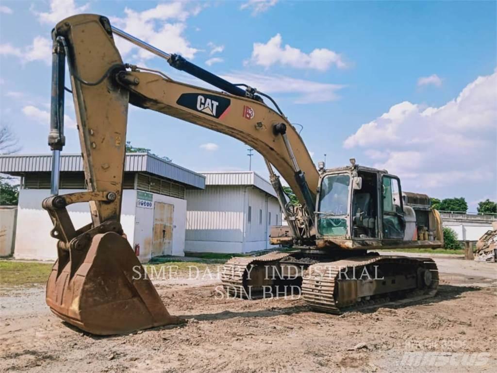 CAT 336D2 Lánctalpas kotrók