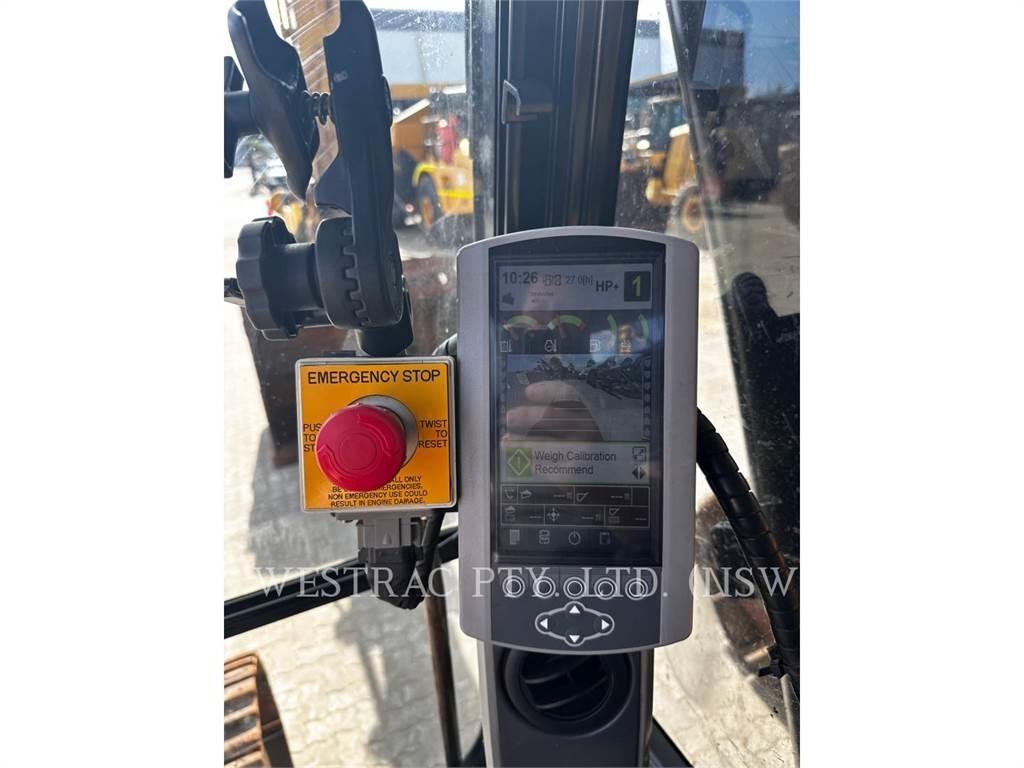 CAT 336FL XE Lánctalpas kotrók