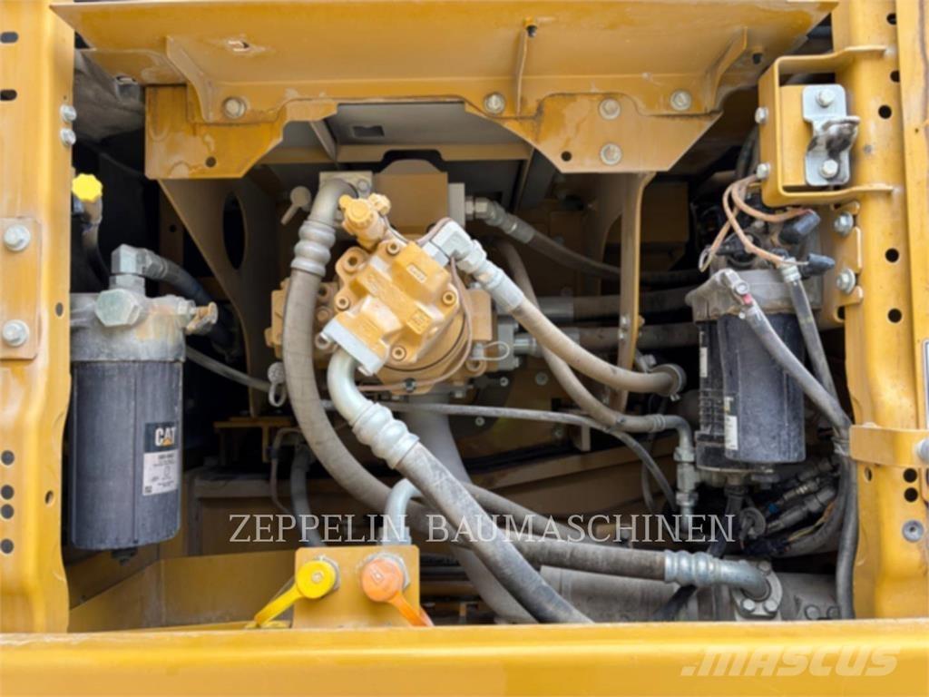 CAT 340-07A Lánctalpas kotrók