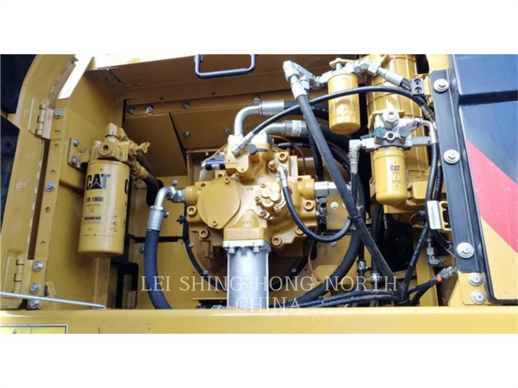 CAT 340D2L Lánctalpas kotrók