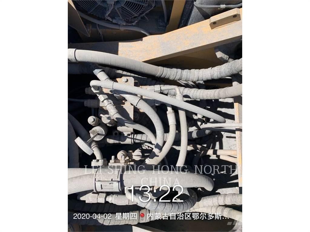 CAT 349 D2 L Lánctalpas kotrók