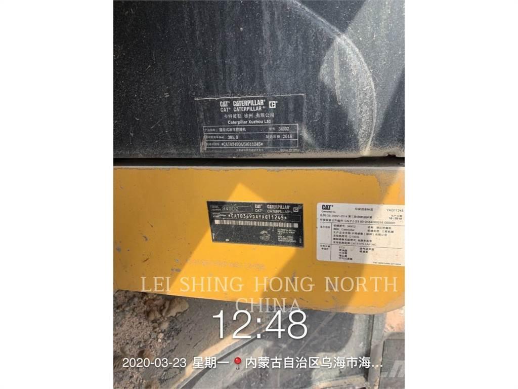 CAT 349D2 Lánctalpas kotrók