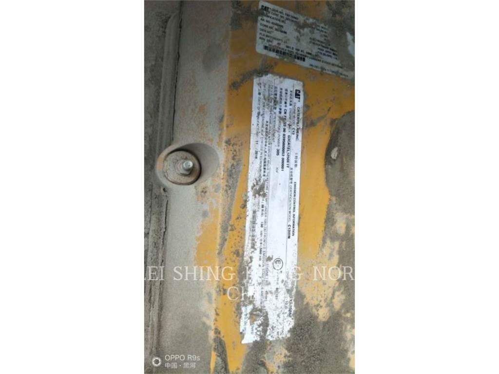 CAT 349D2 Lánctalpas kotrók