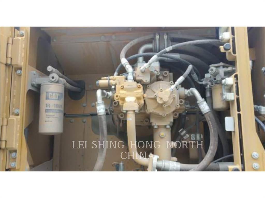 CAT 349D2L Lánctalpas kotrók