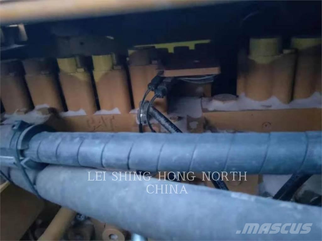 CAT 349D2L Lánctalpas kotrók