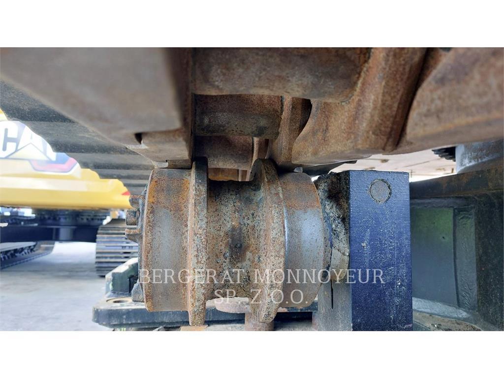 CAT 352 Lánctalpas kotrók