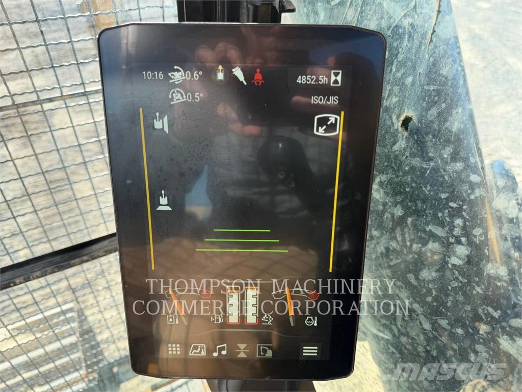 CAT 352 Lánctalpas kotrók