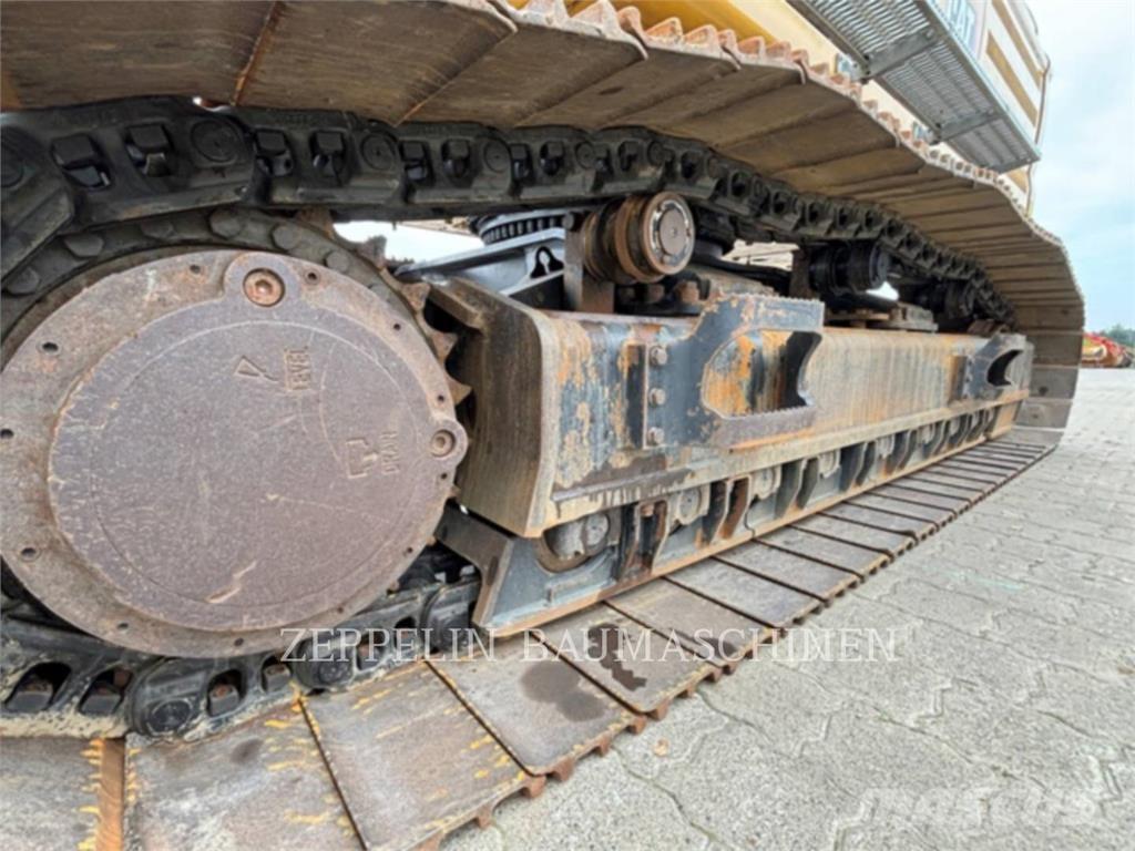 CAT 352-08 Lánctalpas kotrók