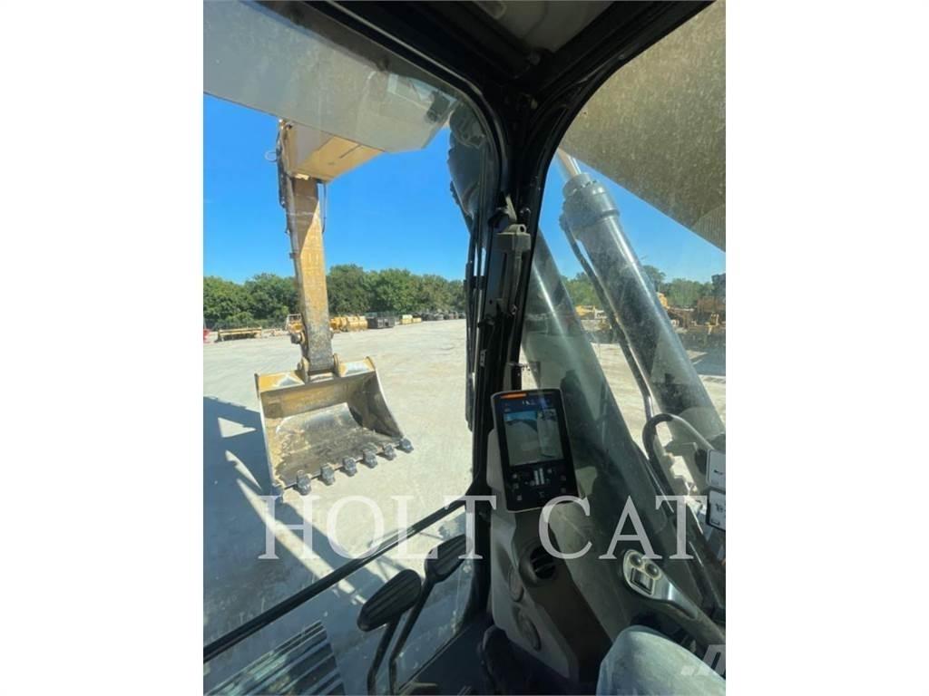 CAT 352 11 Lánctalpas kotrók