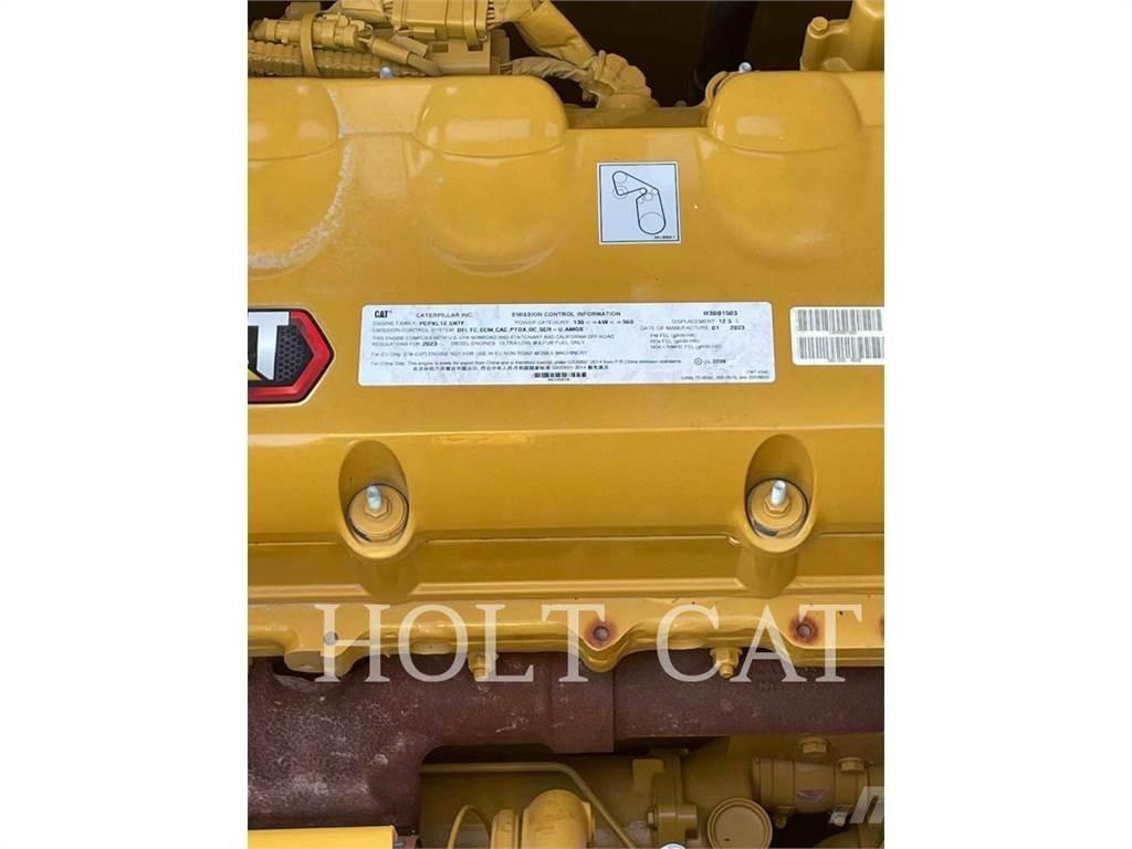CAT 352 11 Lánctalpas kotrók