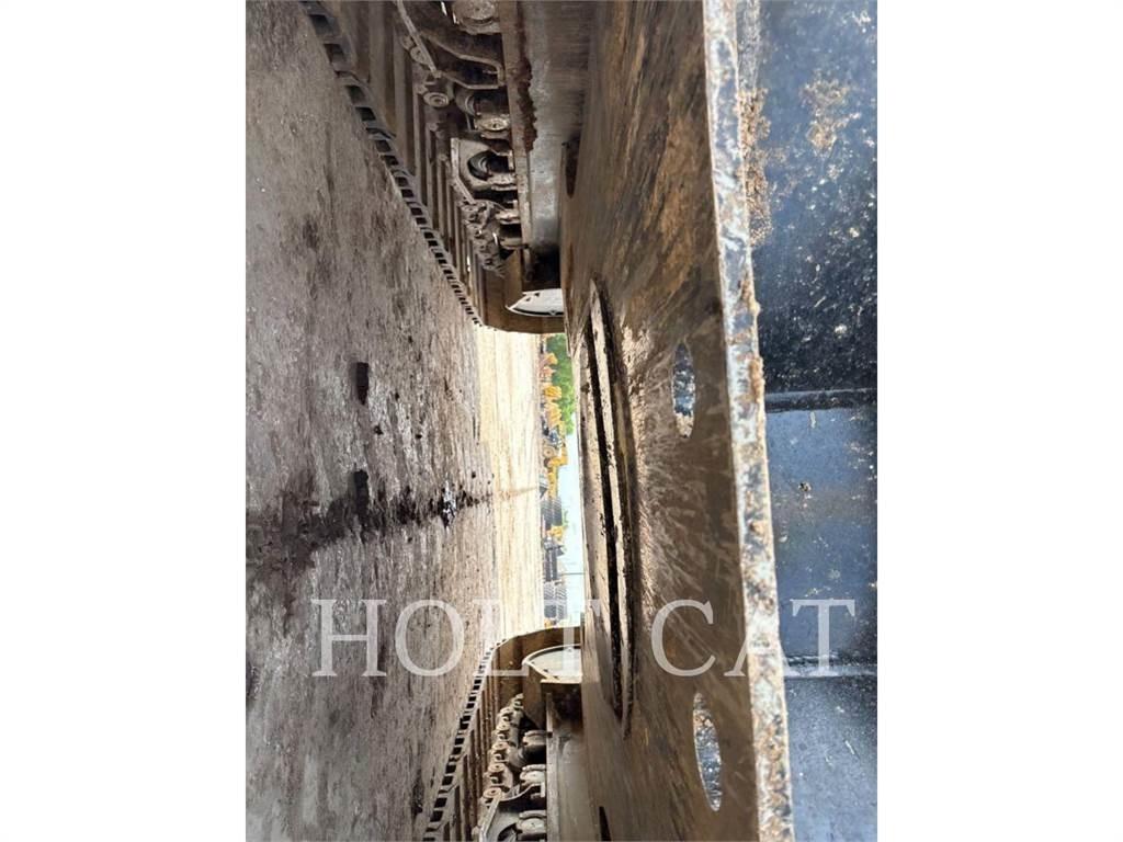 CAT 352 11 Lánctalpas kotrók