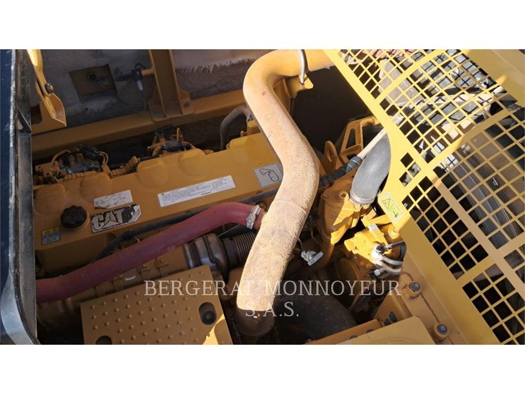 CAT 352F Lánctalpas kotrók