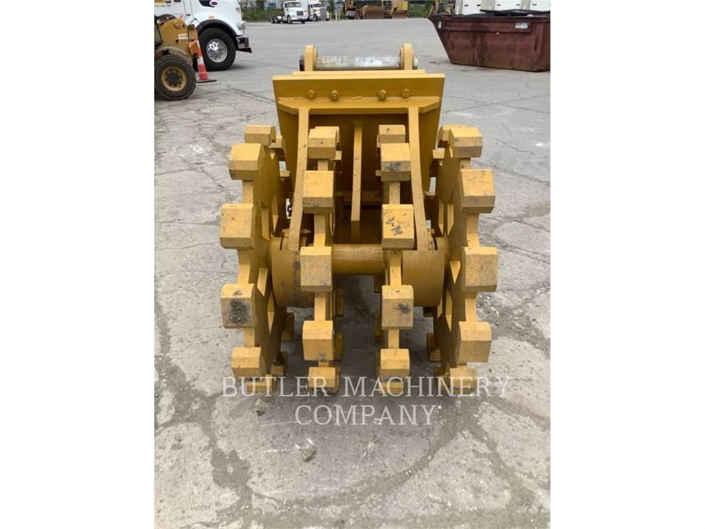 CAT 36 COMPACTOR WHEEL Építőipar - Egyebek