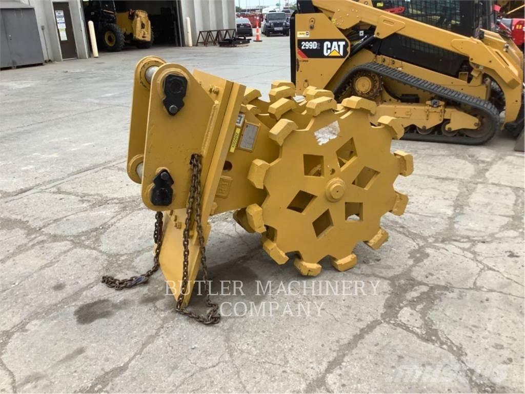 CAT 36 COMPACTOR WHEEL Építőipar - Egyebek