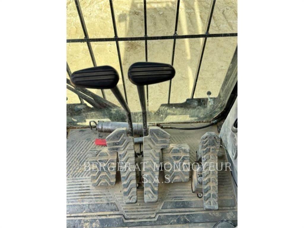 CAT 374-07 Lánctalpas kotrók