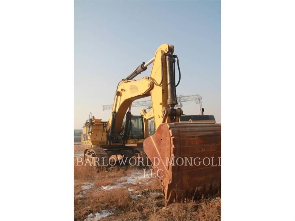 CAT 374DL Lánctalpas kotrók