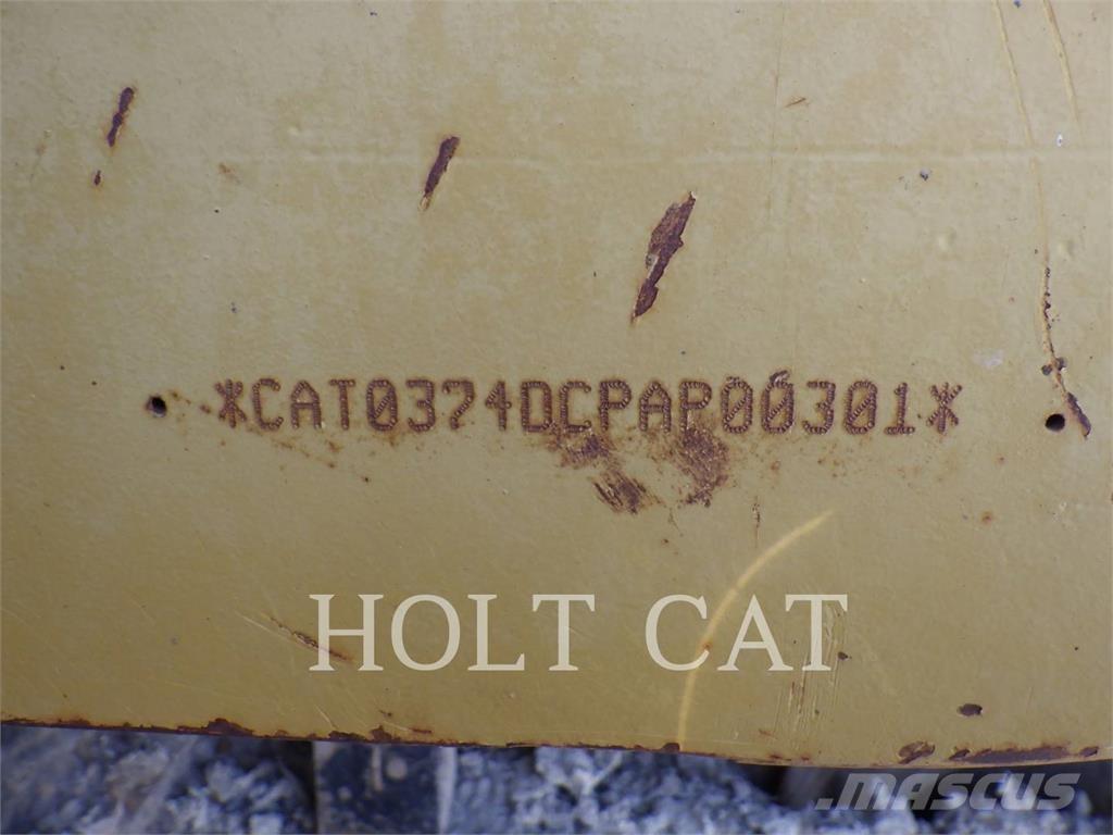 CAT 374DL Lánctalpas kotrók