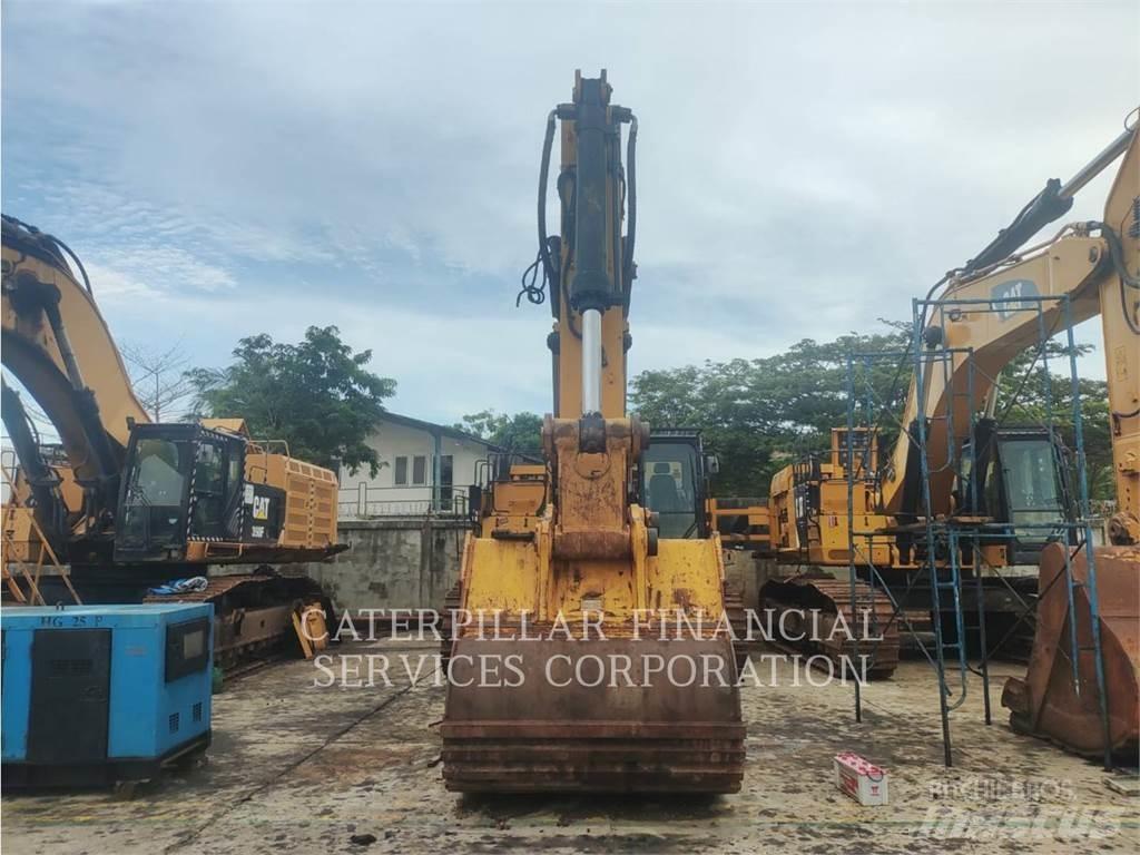 CAT 374F Lánctalpas kotrók