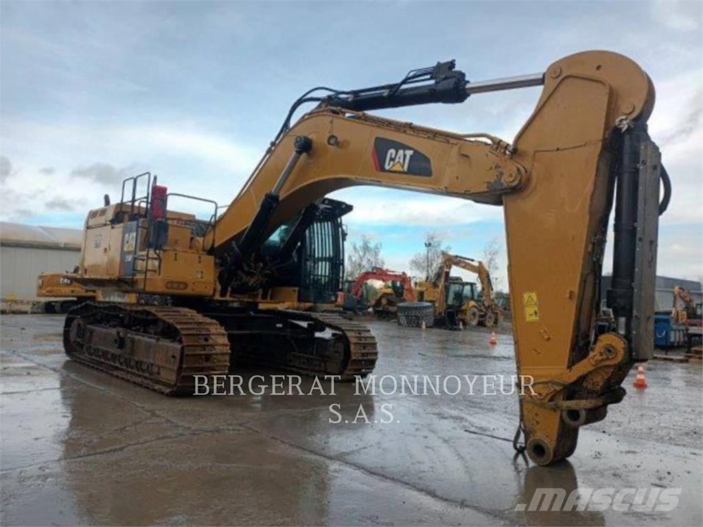 CAT 374F Lánctalpas kotrók