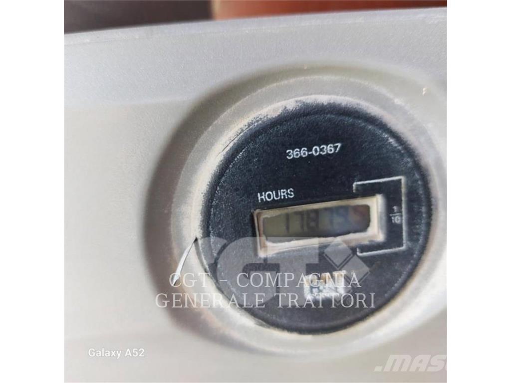 CAT 374F Lánctalpas kotrók