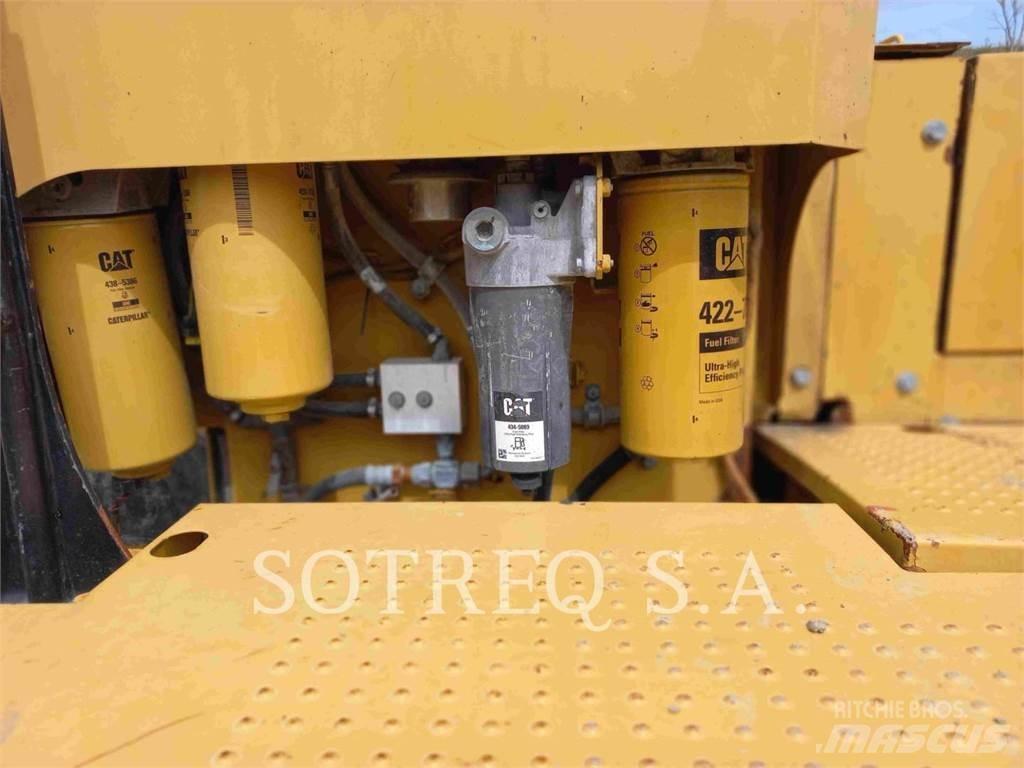CAT 374FL Lánctalpas kotrók