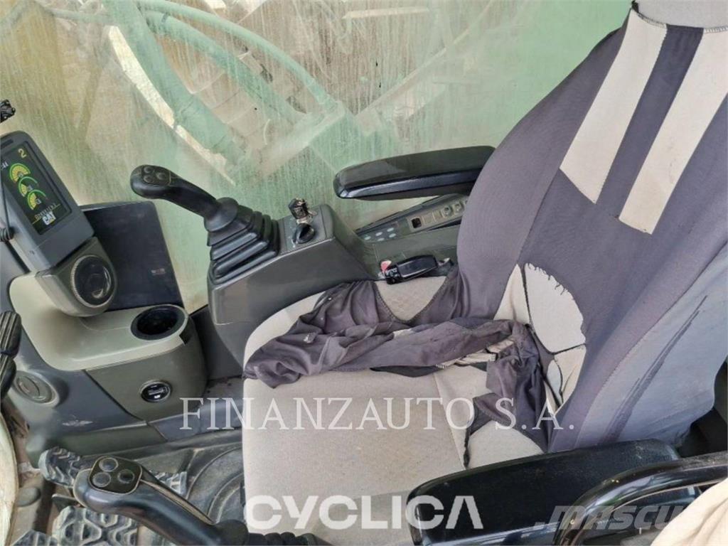 CAT 385C Lánctalpas kotrók