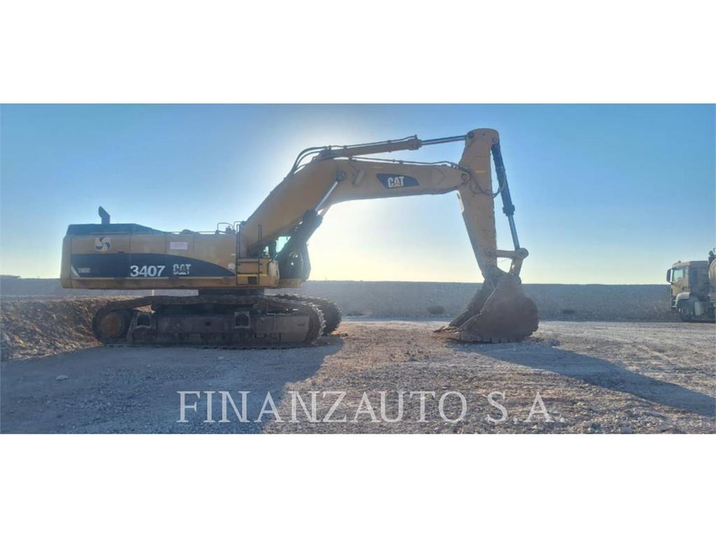 CAT 390DL Lánctalpas kotrók