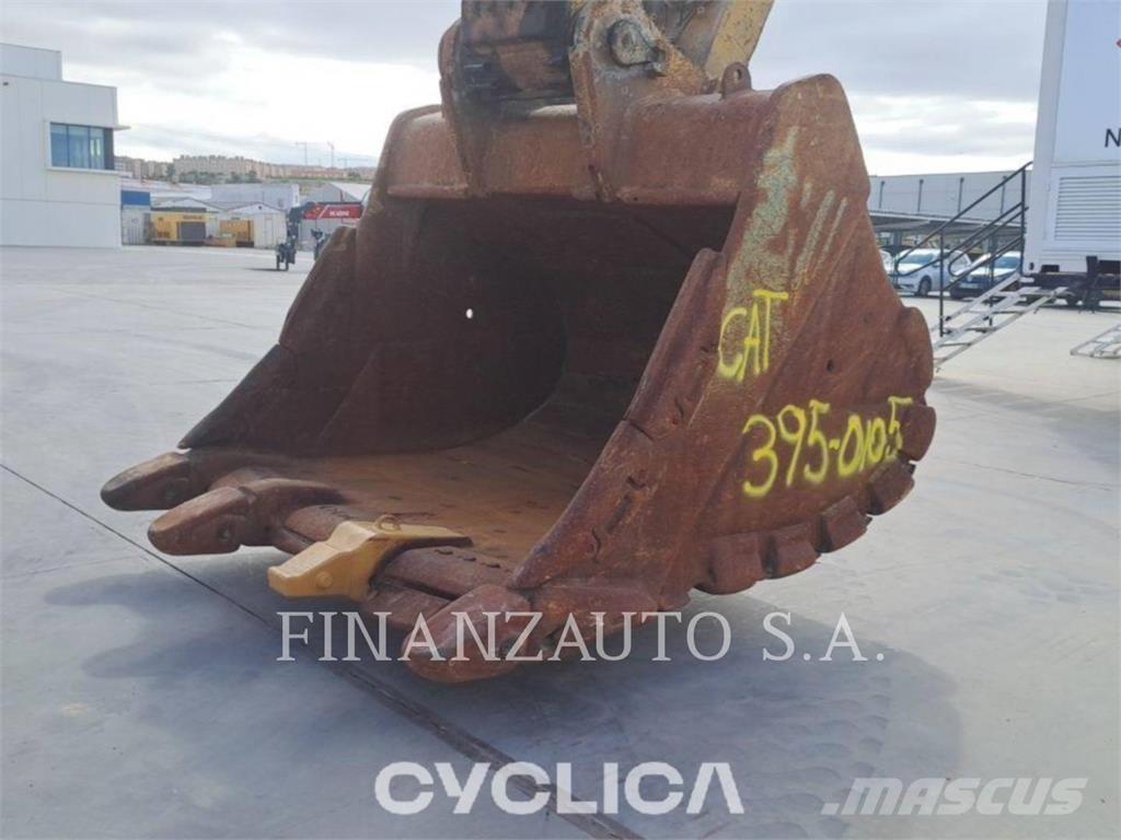CAT 395L Lánctalpas kotrók