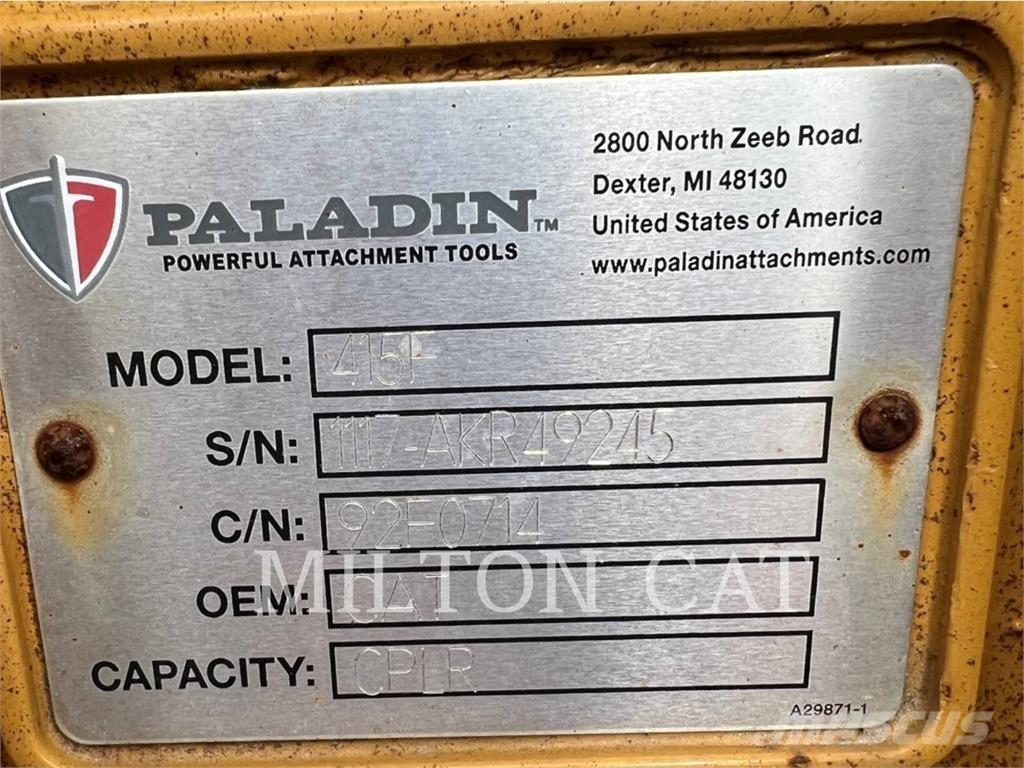 CAT 415F Kanalak