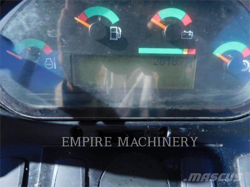 CAT 415F2 IL Gumikerekes homlokrakodók