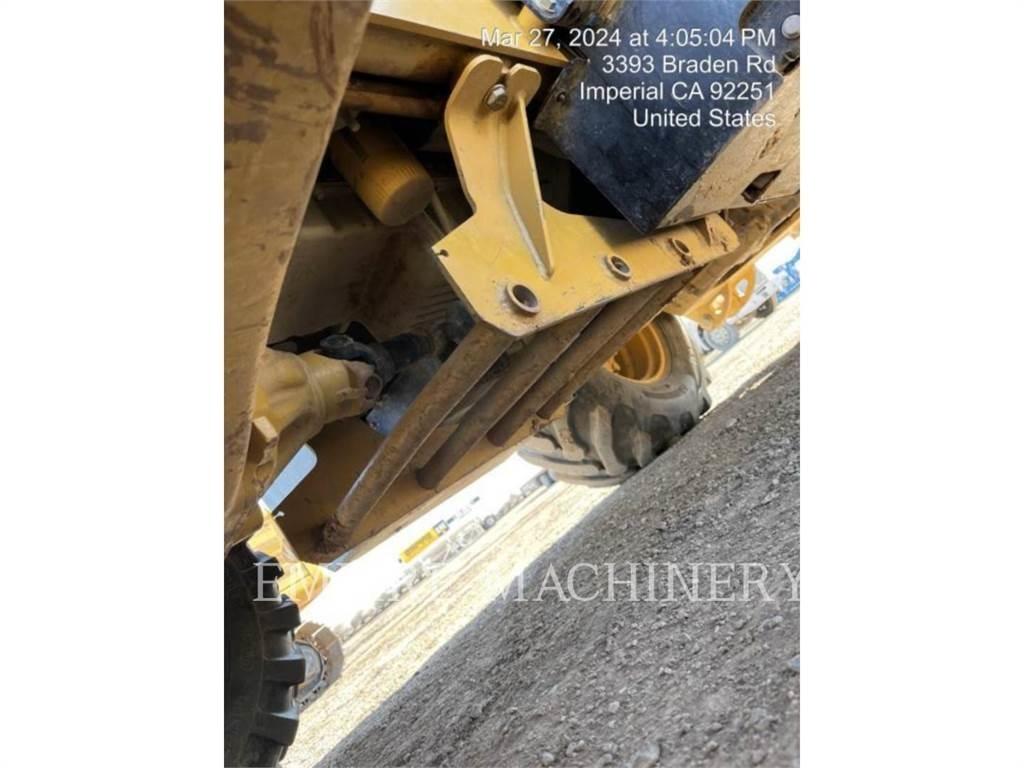 CAT 416F2 4EOP Kotrórakodók