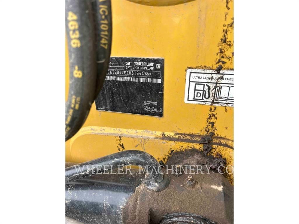 CAT 420 CF Kotrórakodók