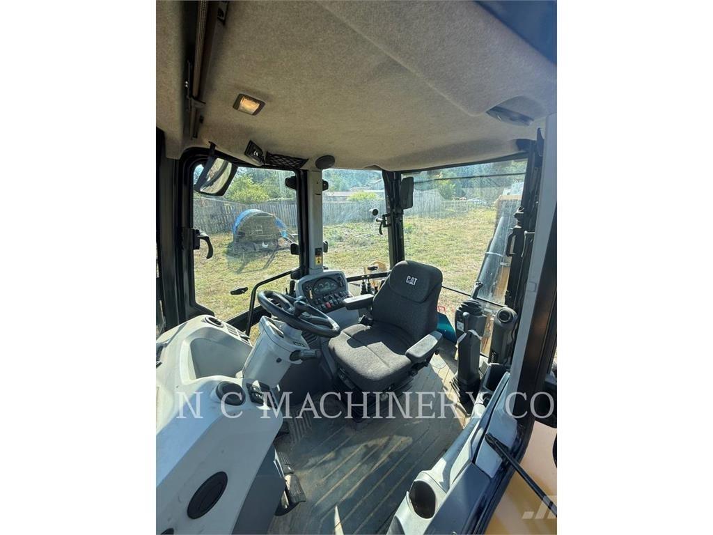 CAT 420F Kotrórakodók