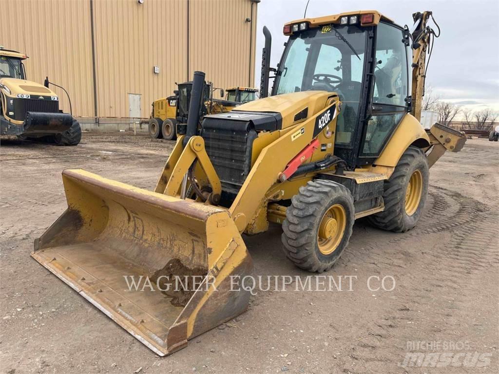 CAT 420F 4WDE Kotrórakodók