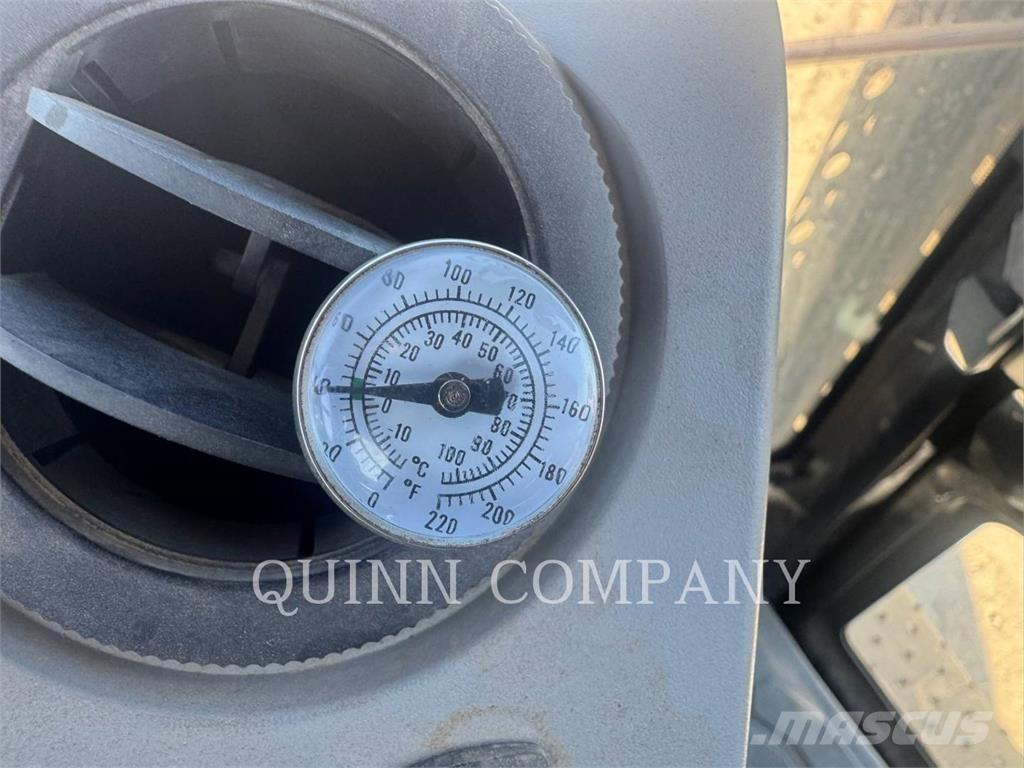 CAT 420F2 Kotrórakodók