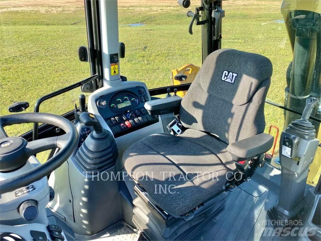CAT 420F2 Kotrórakodók