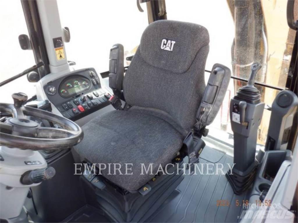CAT 420F2 4ECP Kotrórakodók