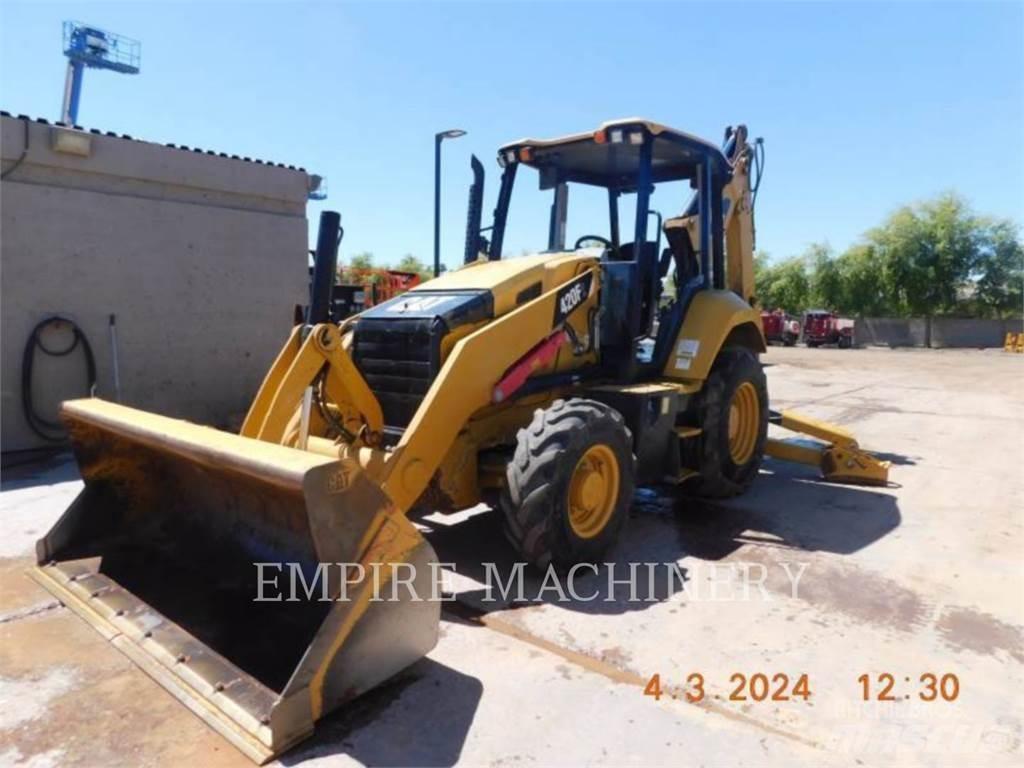 CAT 420F2 4EO Kotrórakodók