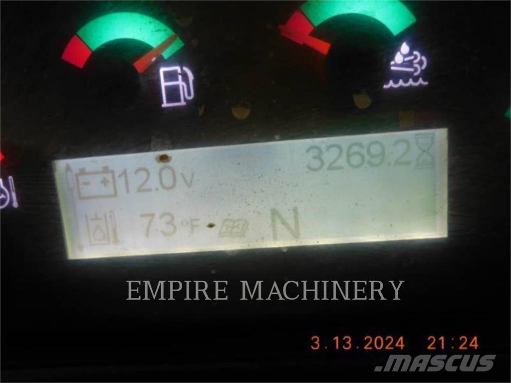 CAT 420F2 4EO Kotrórakodók