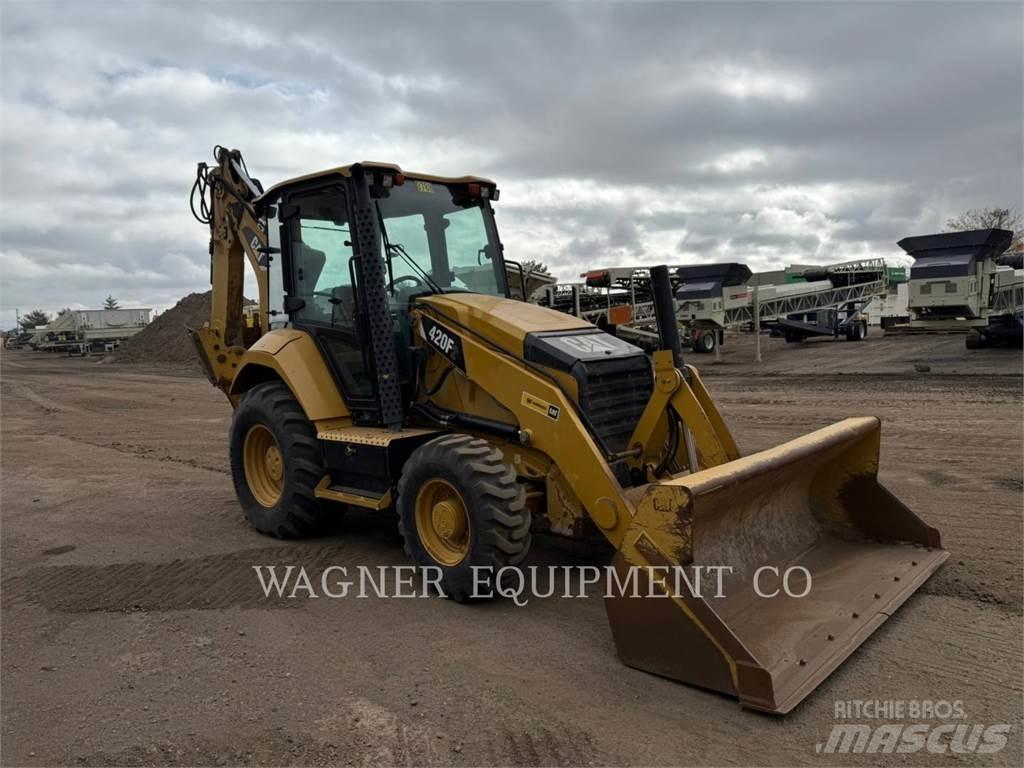 CAT 420F2 4WDE Kotrórakodók