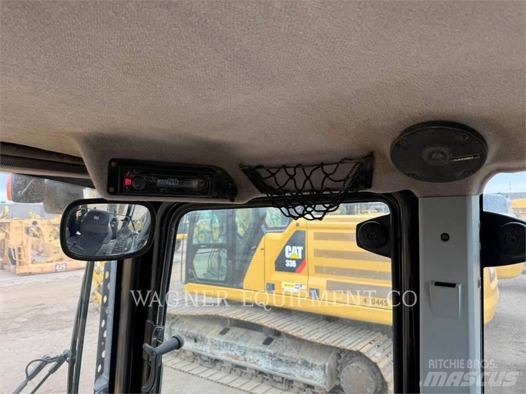 CAT 420F2 4WDE Kotrórakodók