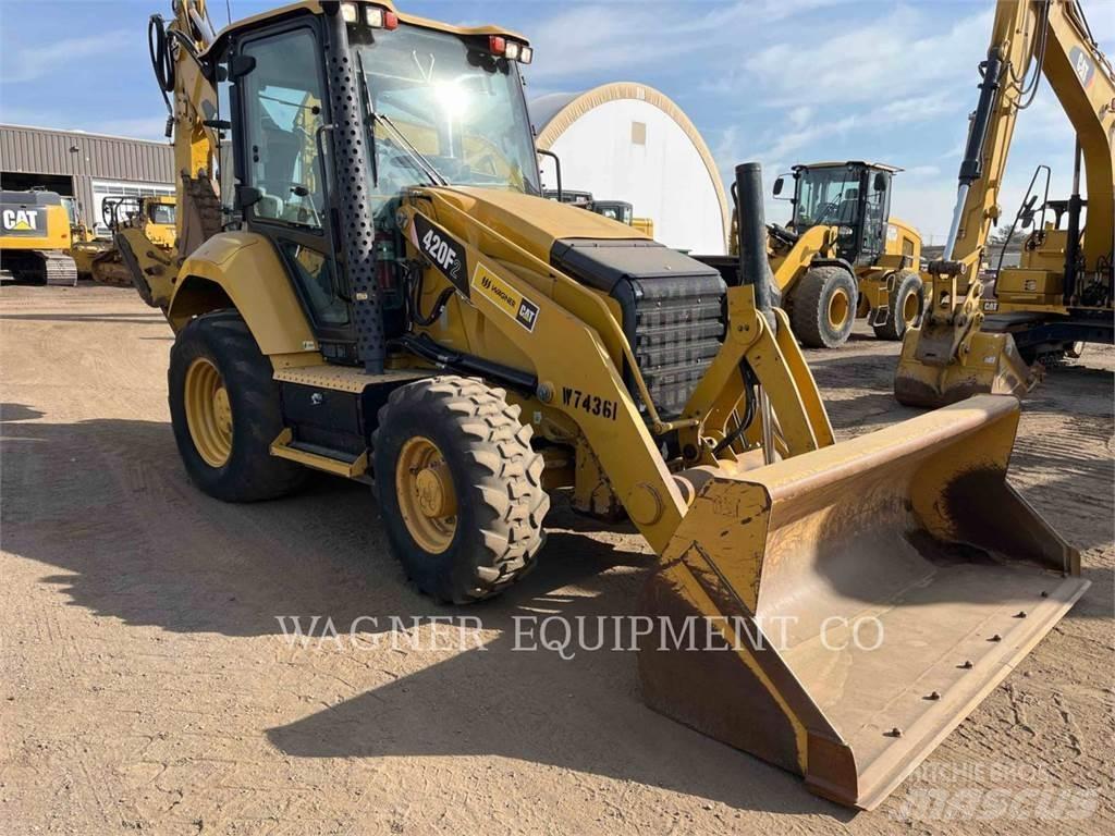 CAT 420F2 4WDE Kotrórakodók