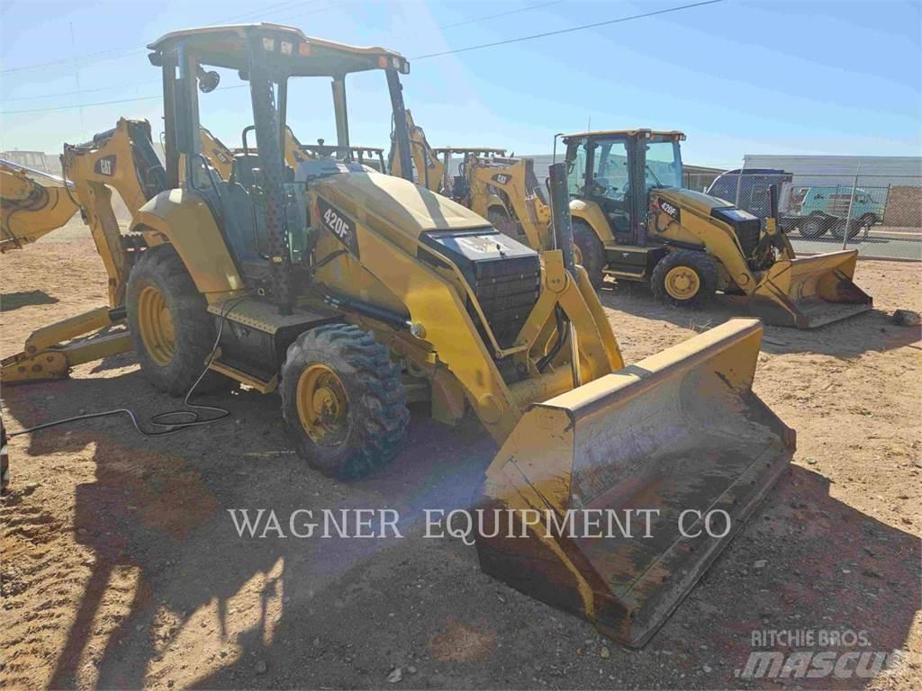 CAT 420F2 4WDE Kotrórakodók