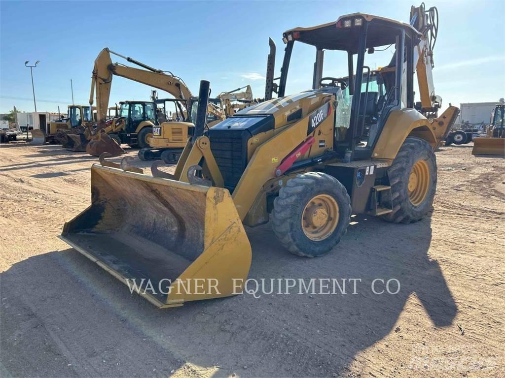 CAT 420F2 4WDE Kotrórakodók