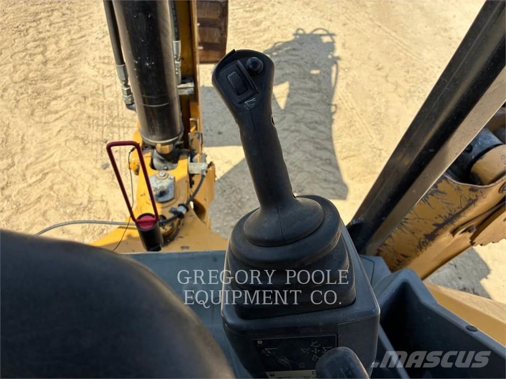 CAT 420F2IT Kotrórakodók