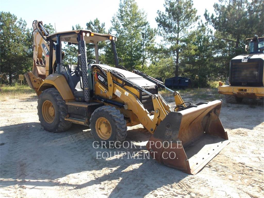 CAT 420F2IT Kotrórakodók