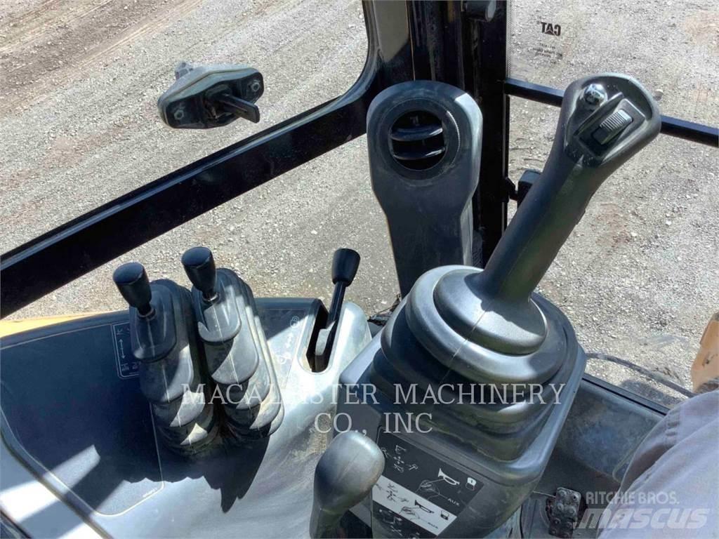 CAT 420F2ST Kotrórakodók