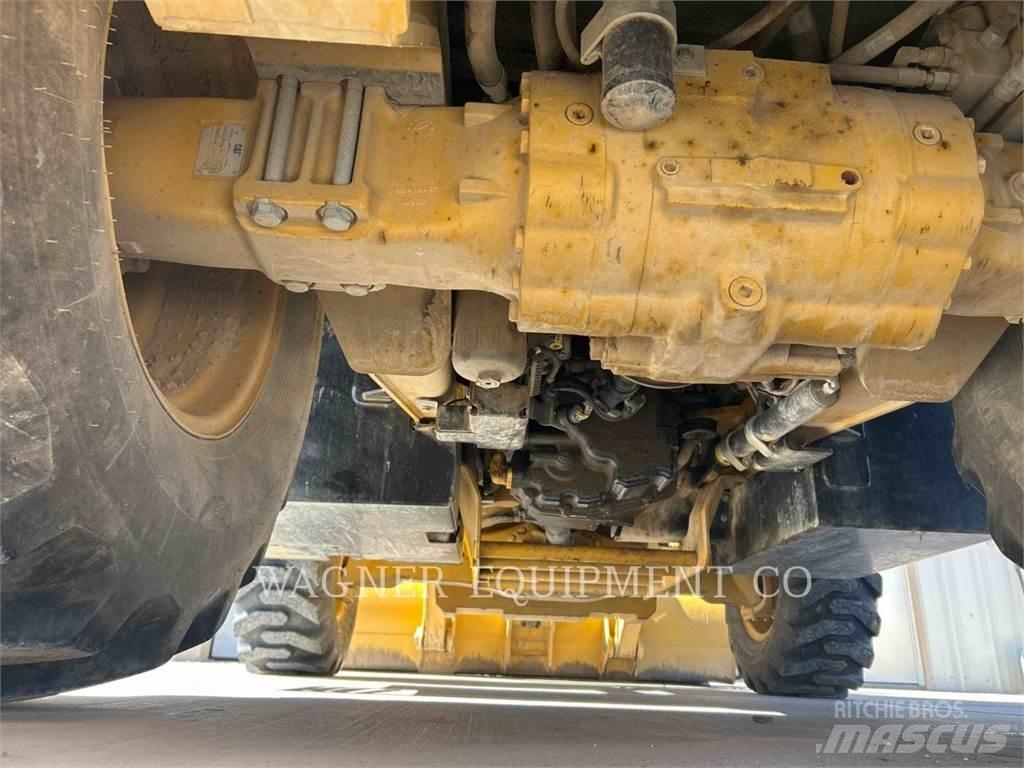 CAT 420F2ST Kotrórakodók