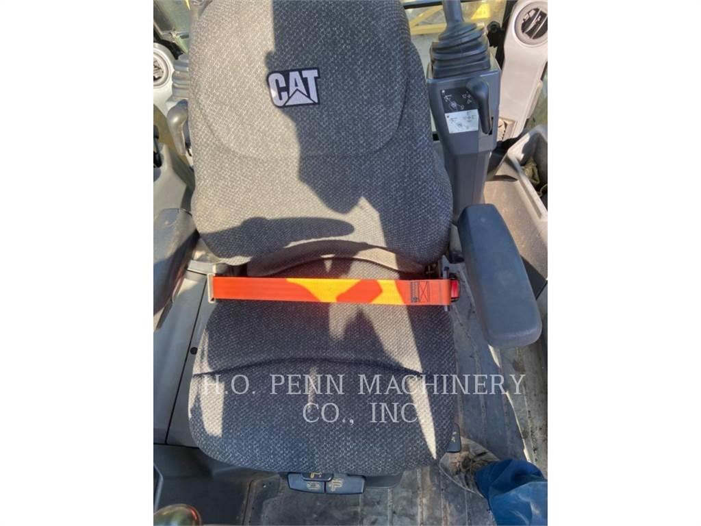 CAT 430F2ST Kotrórakodók