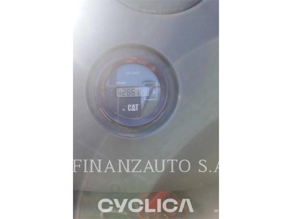 CAT 432DAA Kotrórakodók